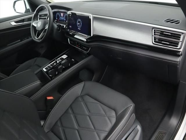 2026 Volkswagen Atlas Cross Sport SE w/Tech - Photo 17