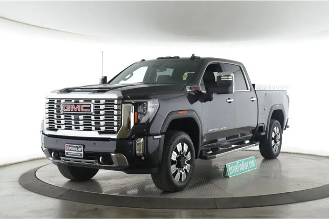 Used 2025 Black GMC Denali image 10