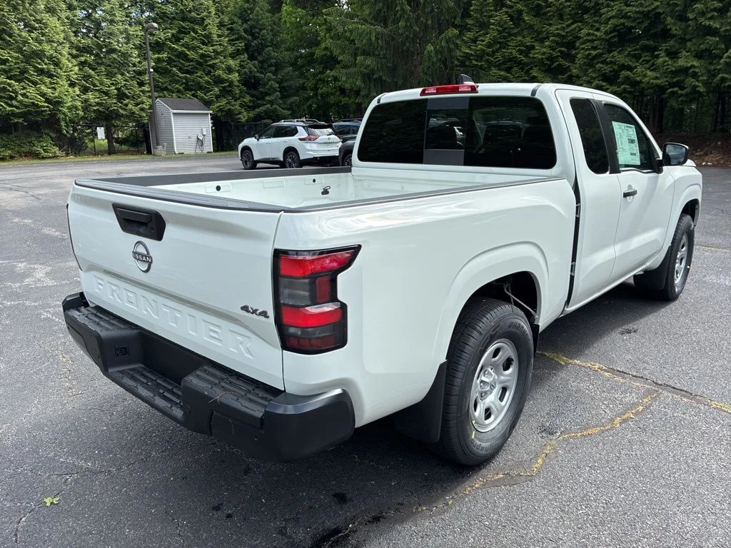 New 2026 Glacier White Nissan King Cab® S image 7