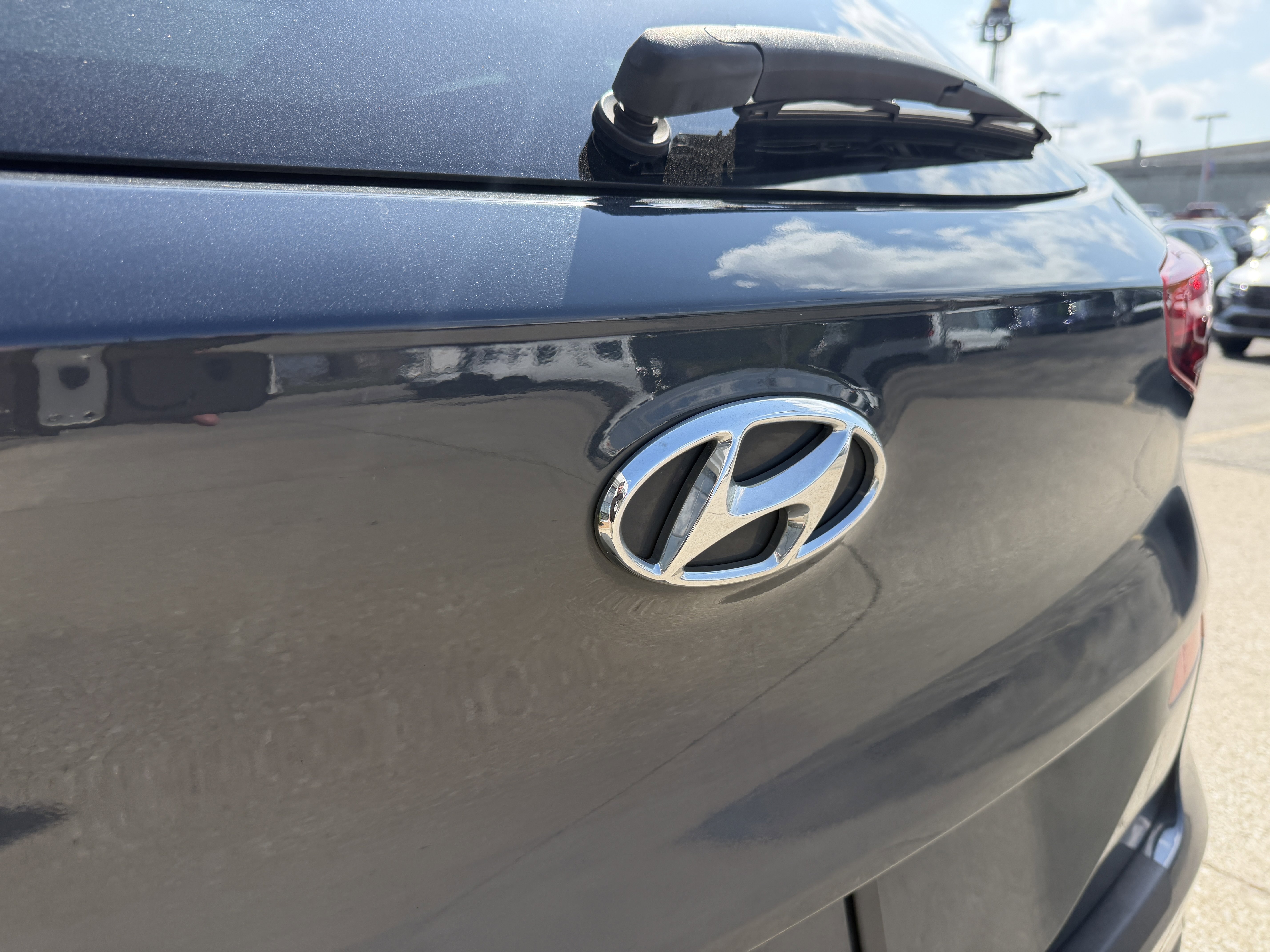 Used 2020 Dusk Blue Hyundai Ultimate image 9