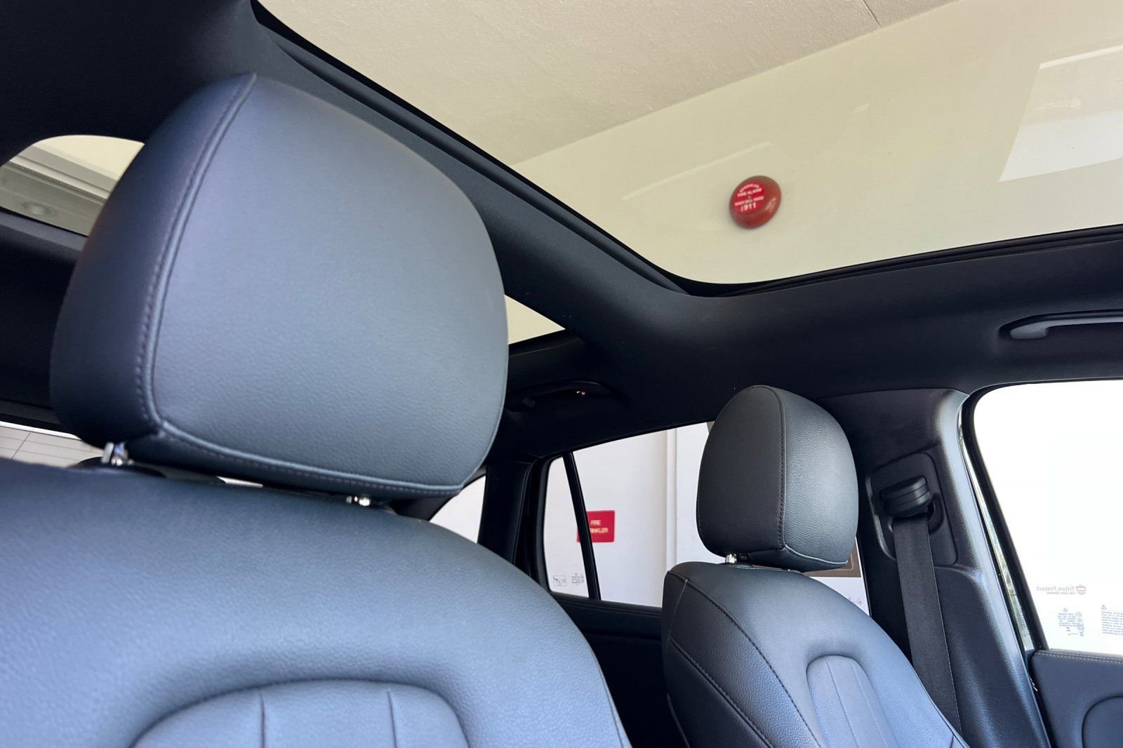 Used 2025 Cosmos Black Metallic Mercedes-Benz 250 image 21