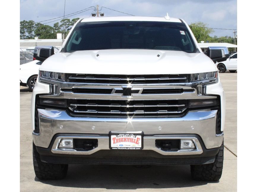 Used 2020 Iridescent Pearl Tricoat Chevrolet LTZ image 26