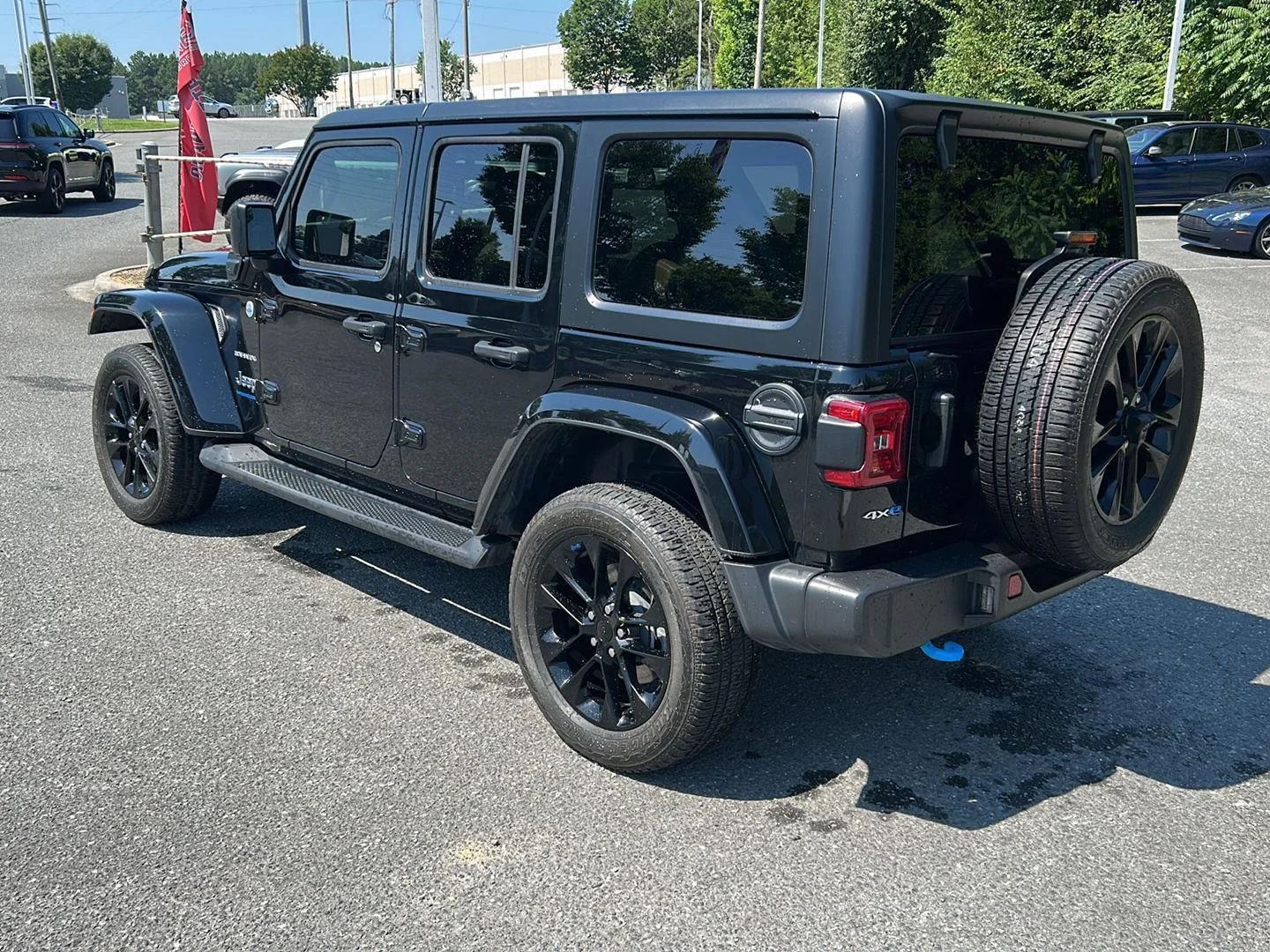 Used 2023 Black Clearcoat Jeep Sahara image 3