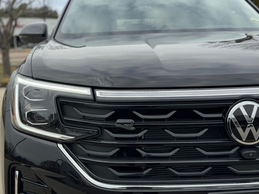 2026 Volkswagen Atlas Cross Sport SEL Premium R-LINE - Photo 3