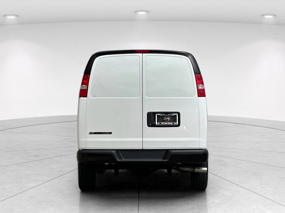 2026 Chevrolet Express Cargo Work Van - Photo 6