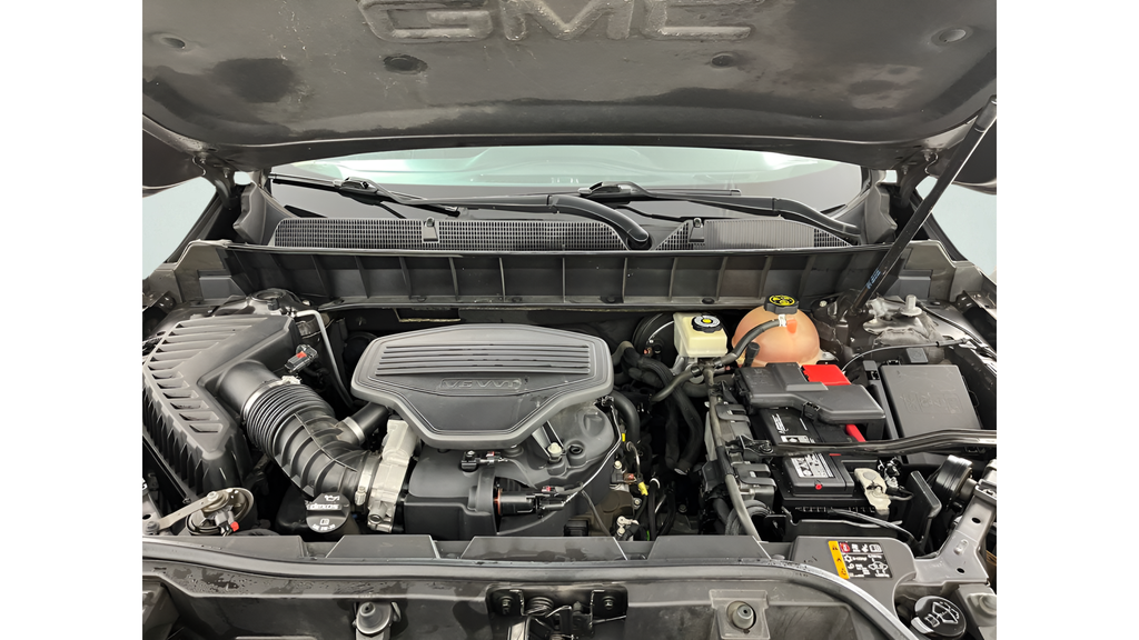 Used 2017 Iridium Metallic GMC Denali image 19