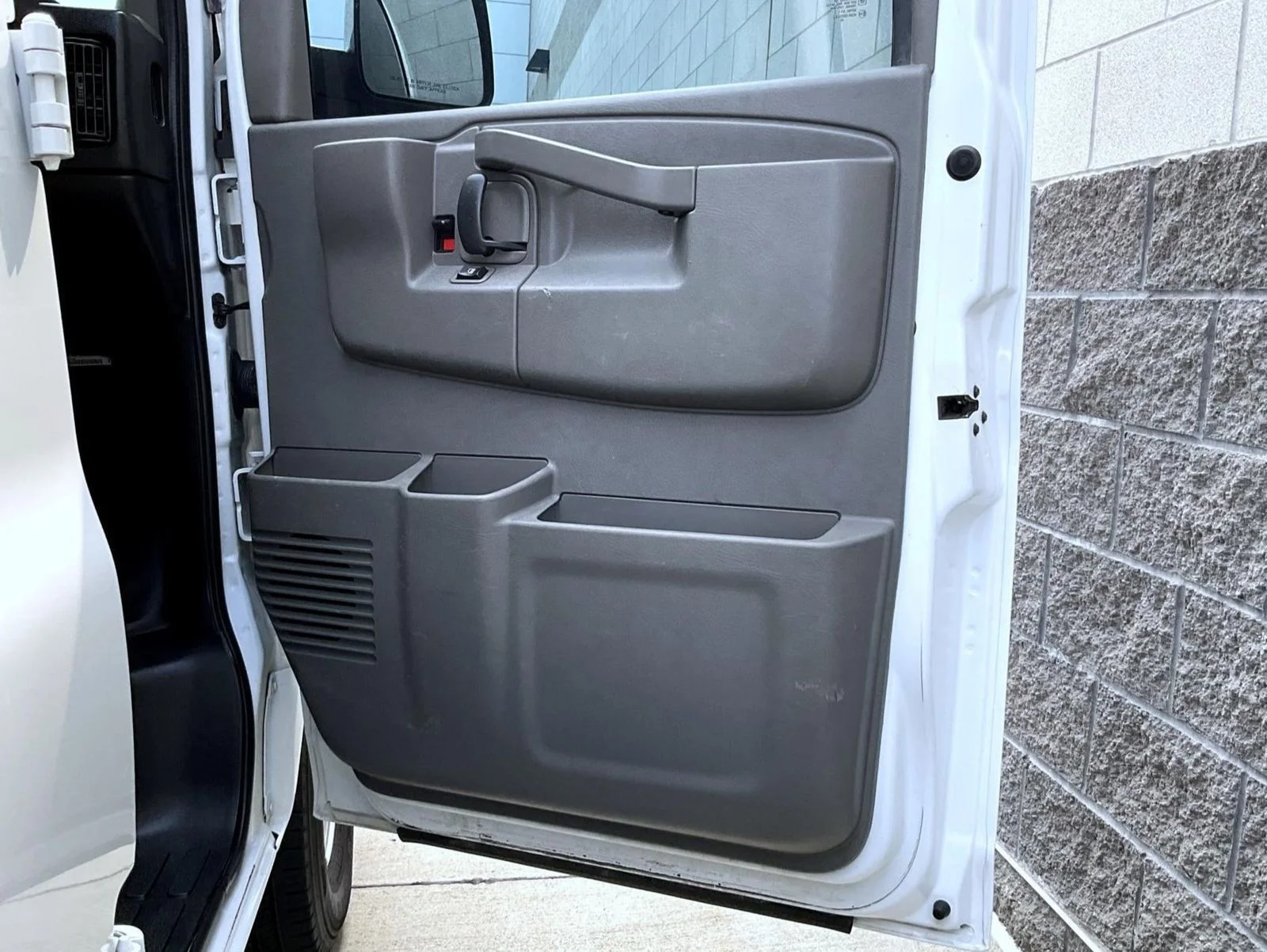 Used 2021 White Chevrolet Work Van image 17