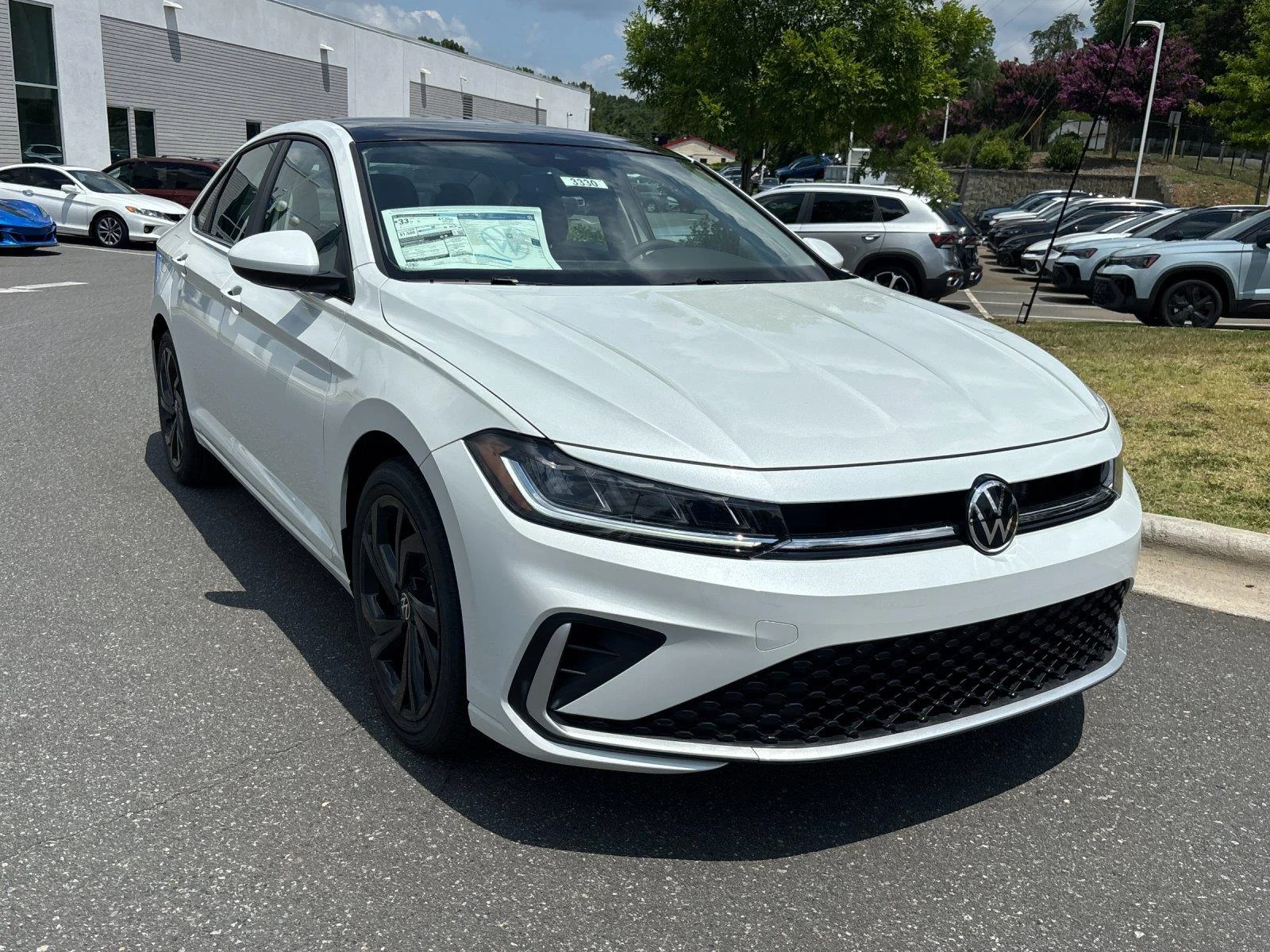 New 2026 Opal White Pearl Volkswagen SE image 7