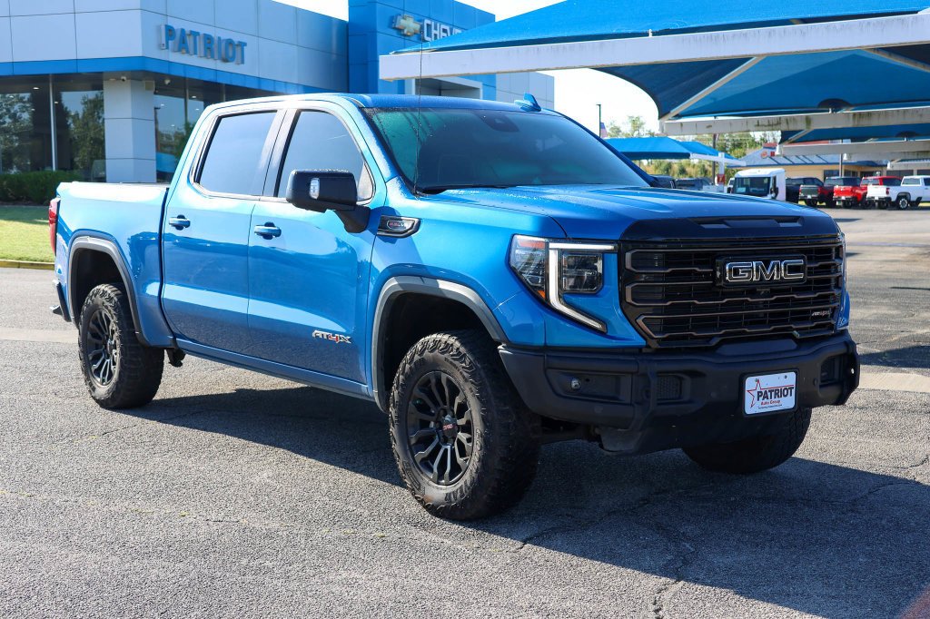2023 GMC Sierra 1500 AT4X