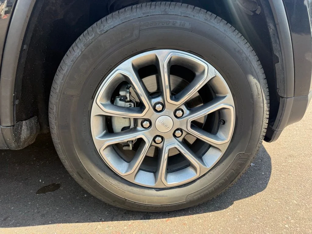 Used 2014 Black Jeep Limited image 5
