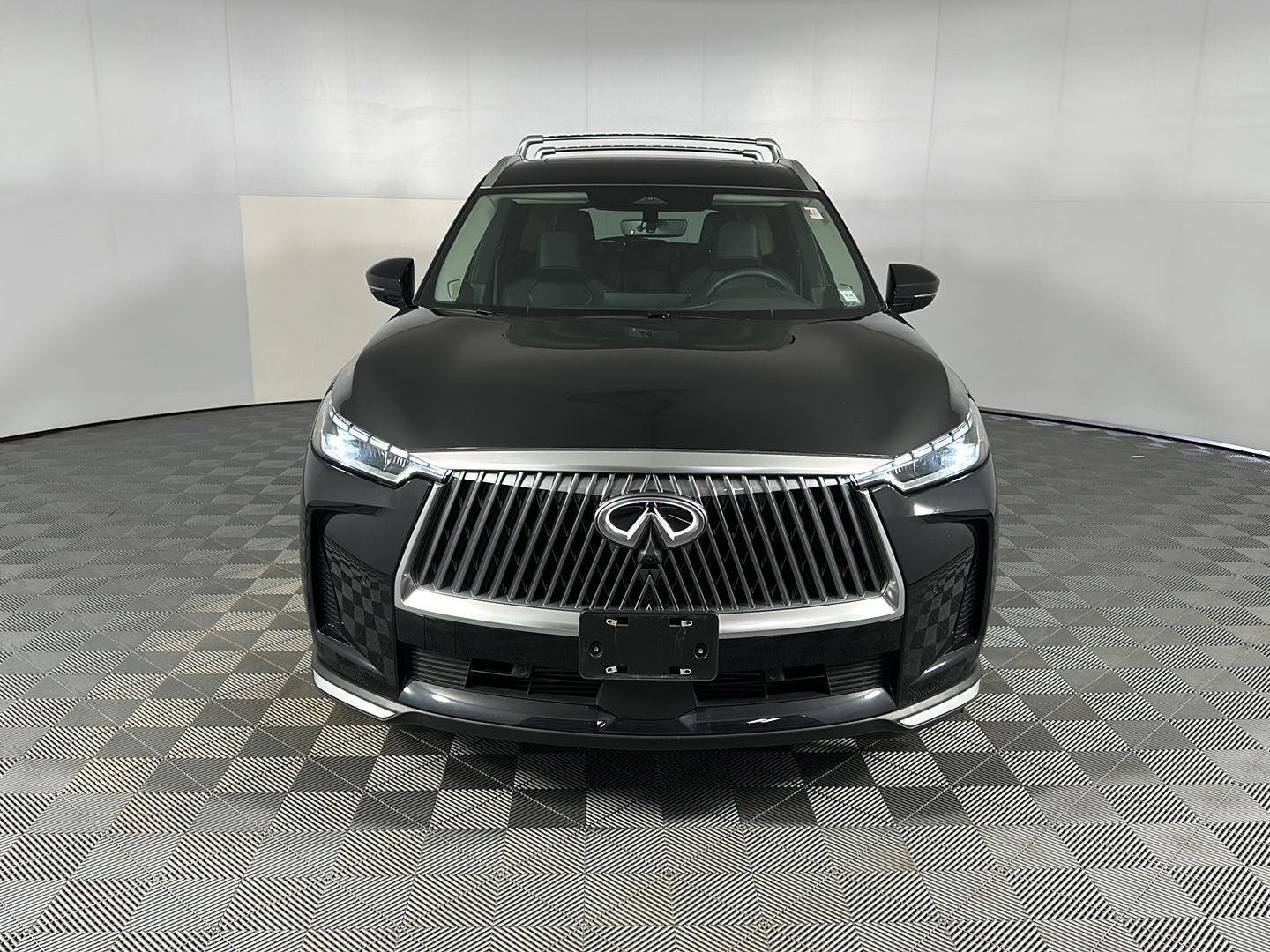 Used 2026 Mineral Black INFINITI LUXE image 21