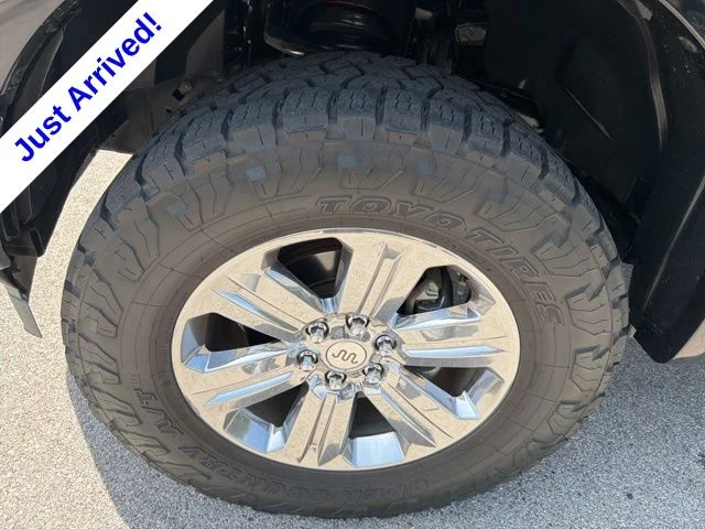 Used 2018 Black Ford King Ranch image 10