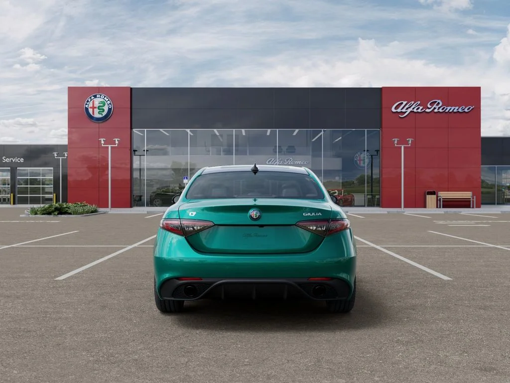 New 2026 Verde (Green) Fangio MetallicExterior Paint Alfa Romeo Veloce image 7