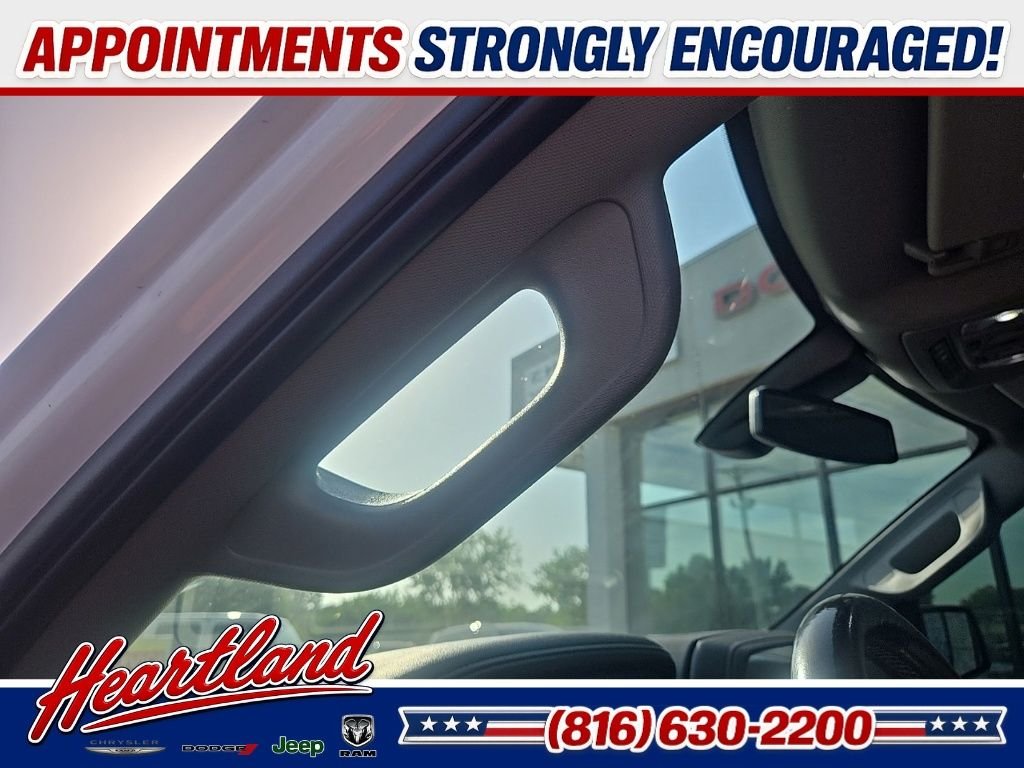 Used 2022 White Chevrolet LTZ image 45
