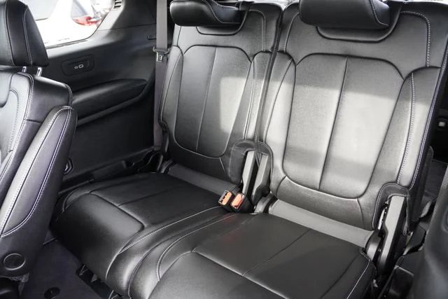 Certified Used 2024 Gray Jeep Limited image 18