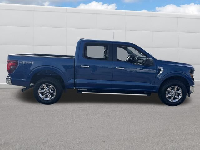 Used 2025 Atlas Blue Metallic Ford XLT image 12