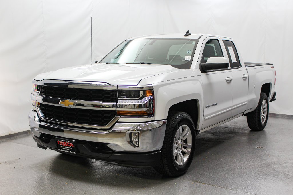 Used 2018 White Chevrolet LT image 6