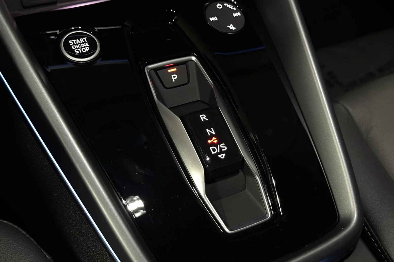 New 2026 Brilliant Black Audi Premium Plus quattro image 19