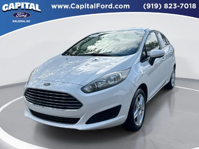 Used 2019 White Ford SE image 1