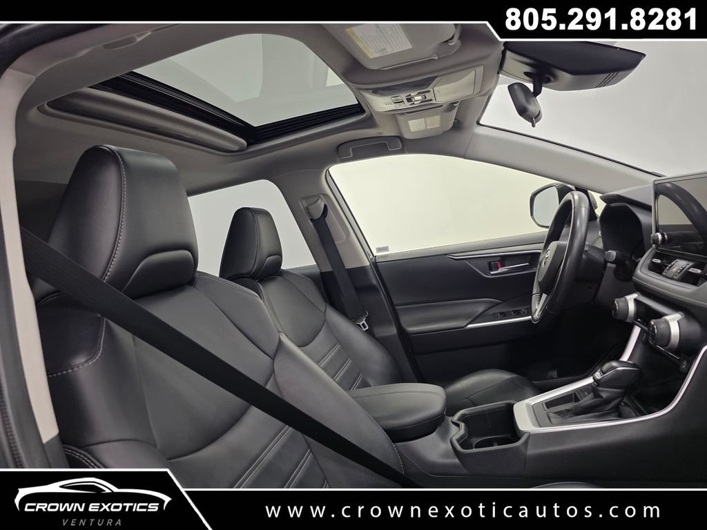 Used 2023 Gray Toyota XLE Premium image 13