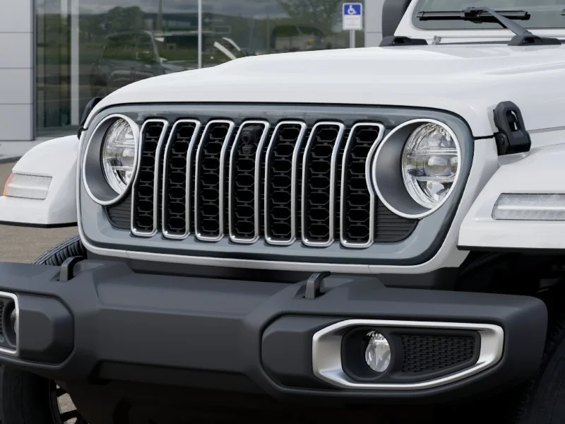 New 2026 Bright White Clear-Coat Exterior Paint Jeep Sahara image 11