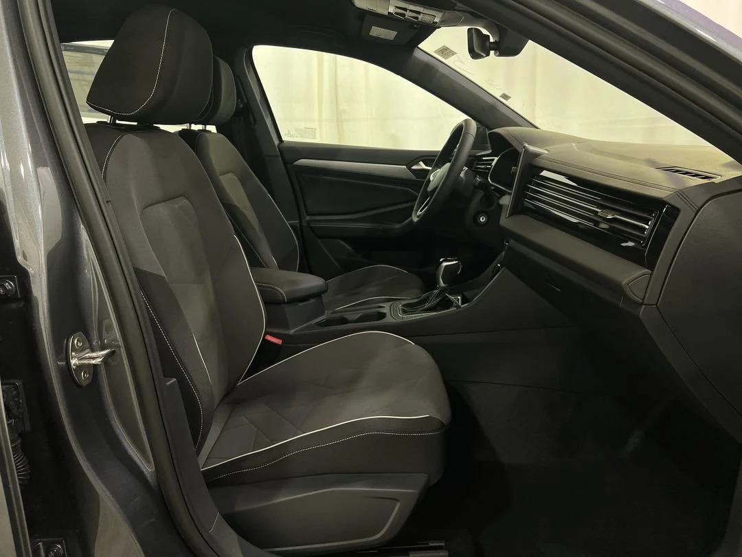 2026 Volkswagen Jetta Sport - Photo 14