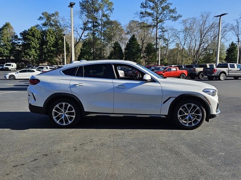 Used 2023 Mineral White Metallic BMW xDrive40i image 18