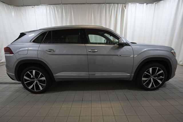 New 2026 Silver Volkswagen 2.0T SEL Premium R-Line image 14