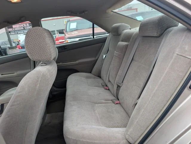 Used 2002 Beige Toyota  image 15