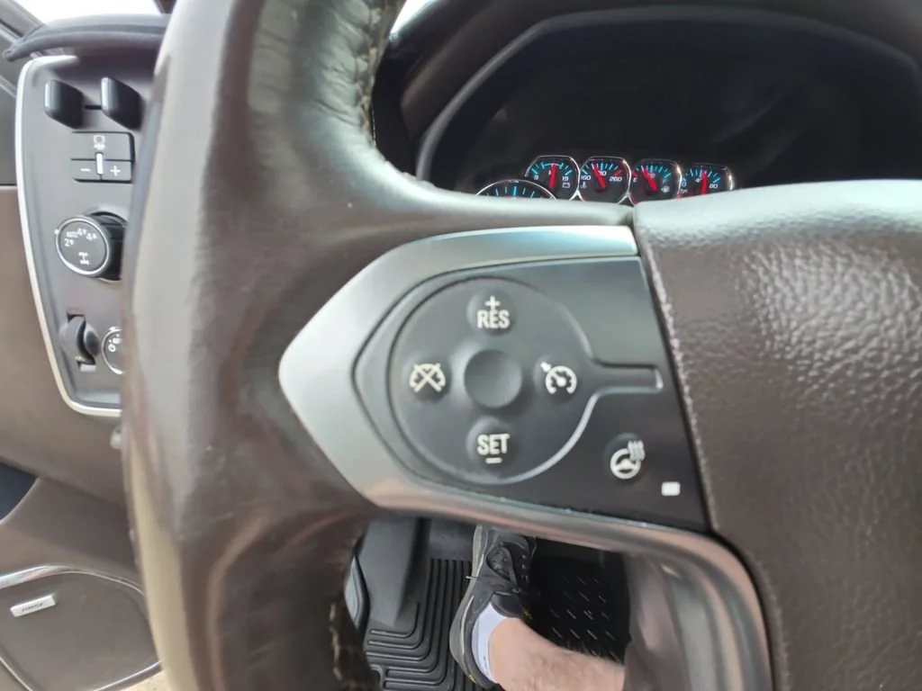 Used 2017 PEPPERDUST METALLIC Chevrolet LTZ image 20
