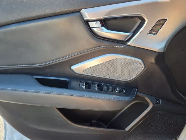Used 2024 White Acura Technology Package image 36