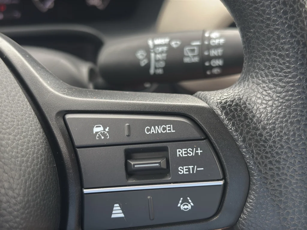 Used 2024 White Honda LX image 17