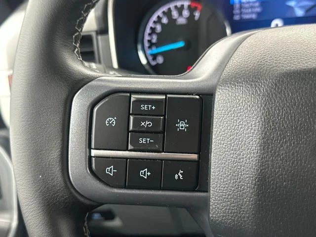 Used 2023 Gray Ford XLT image 15