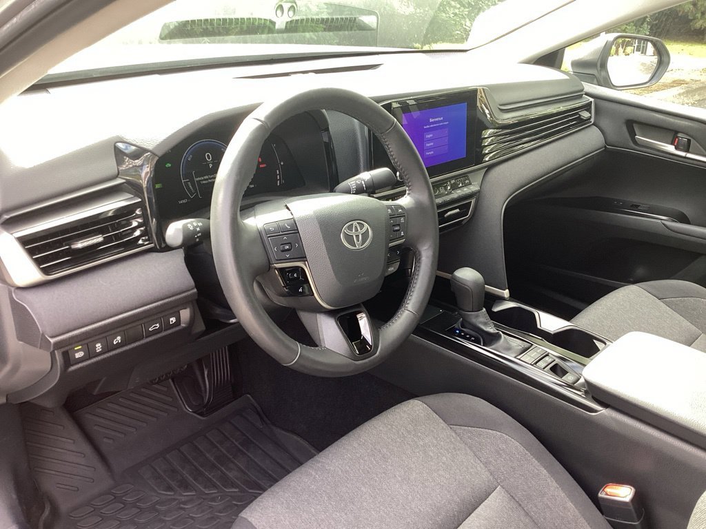 Certified Used 2025 Silver Toyota LE image 10