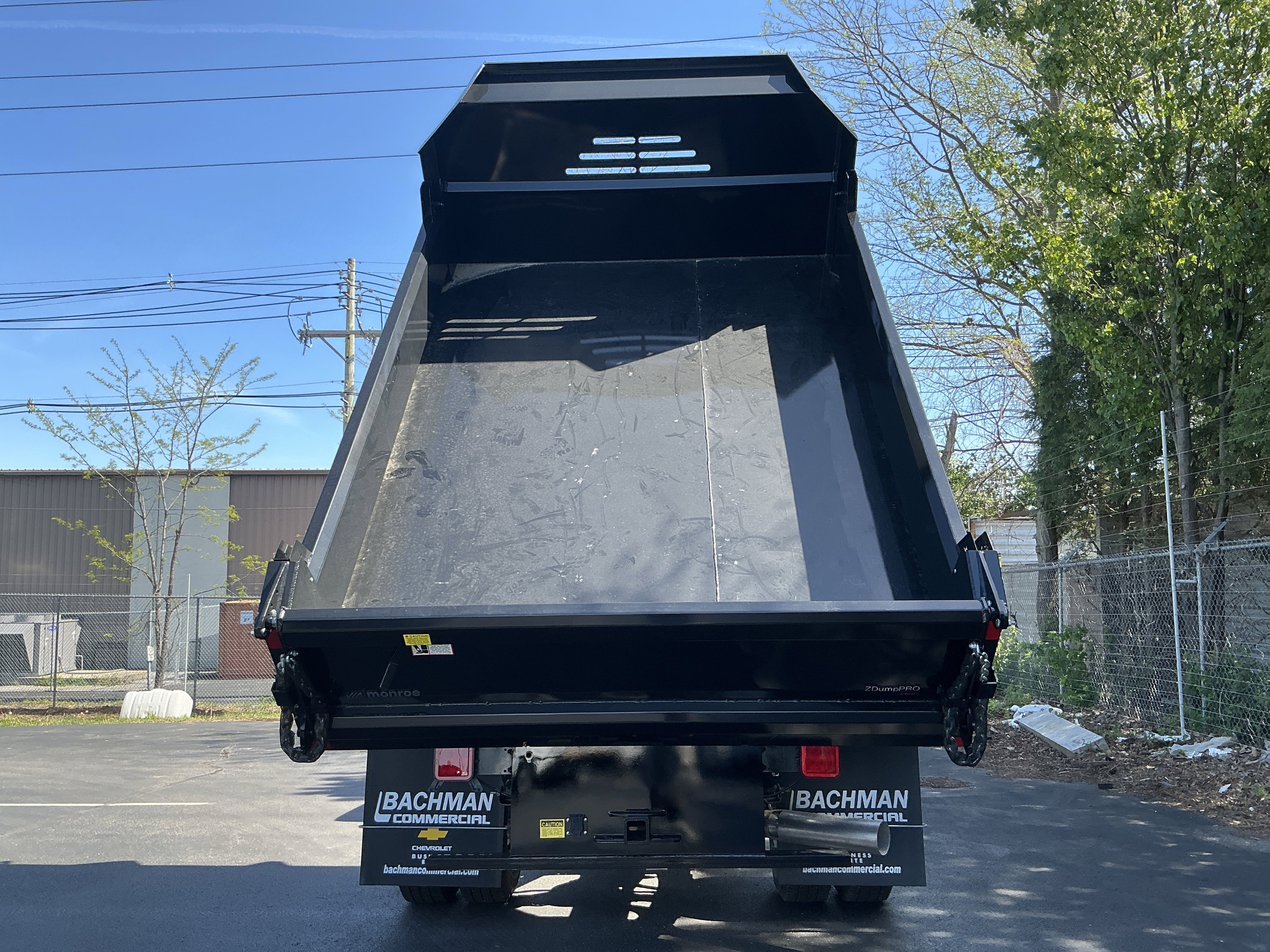 New 2025 Summit White Chevrolet Work Truck image 24