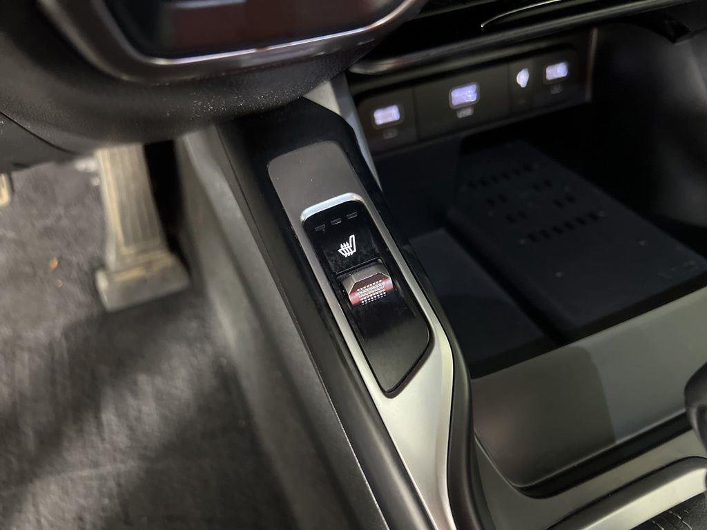 Used 2023 Grey Kia X-Line EX image 32