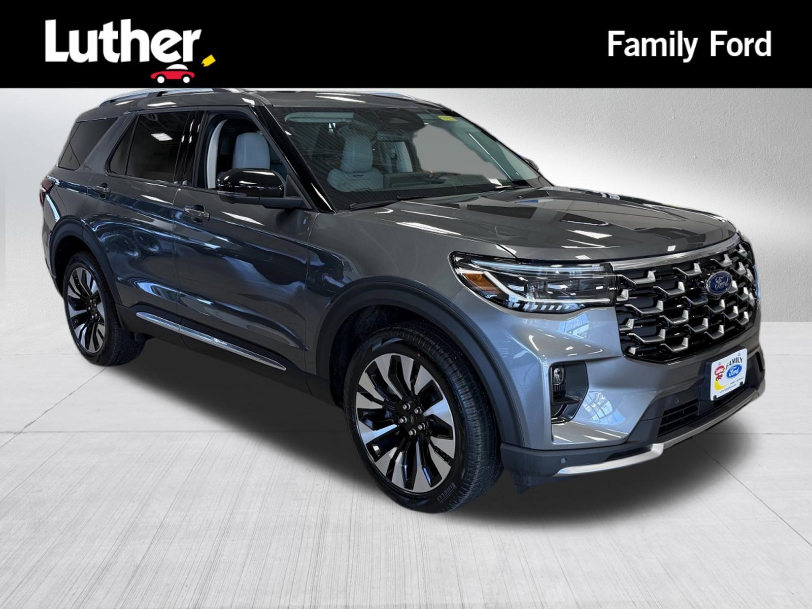 2026 Ford Explorer Platinum 4WD's photo