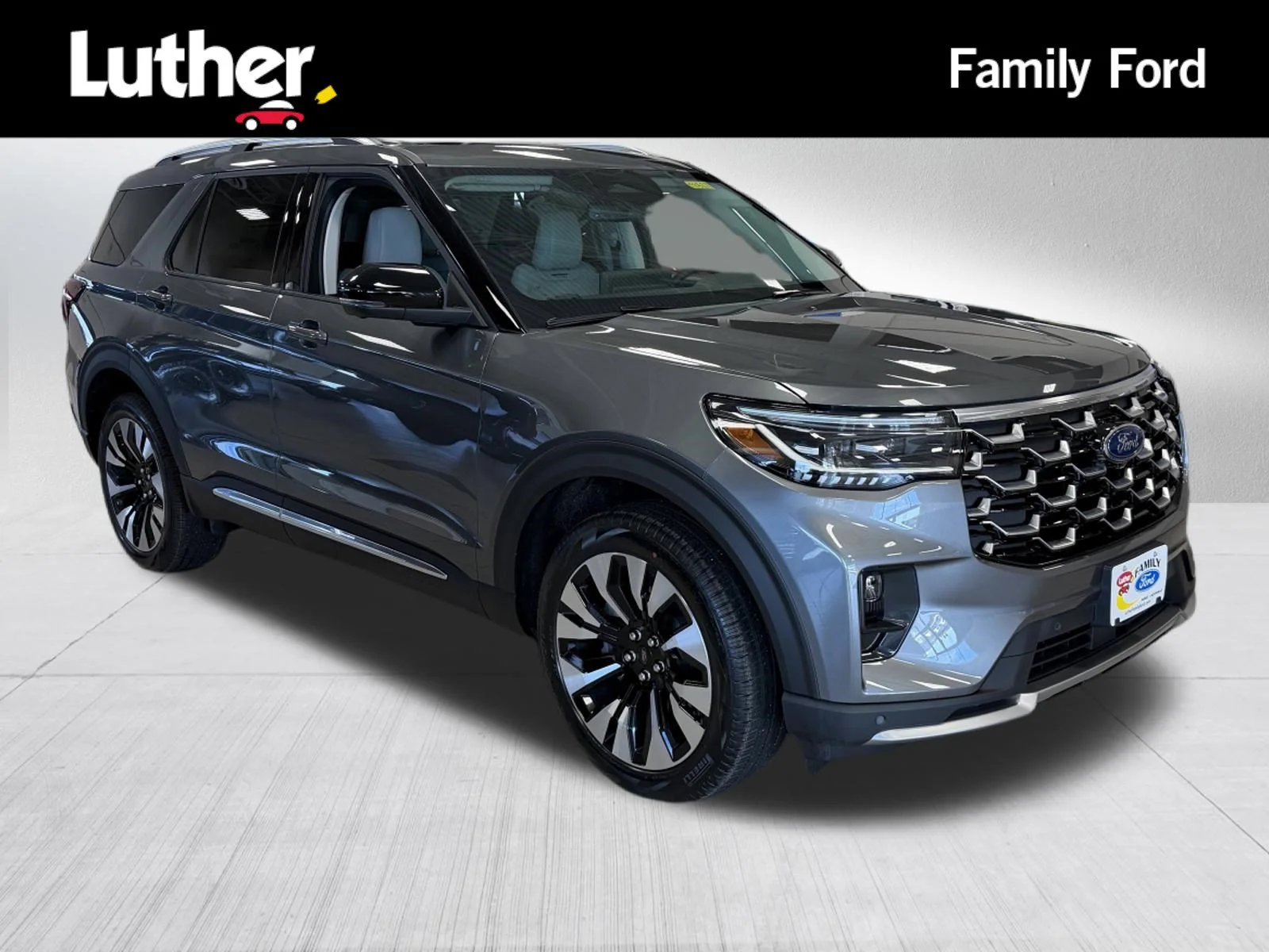 2026 Ford Explorer Platinum 4WD's photo