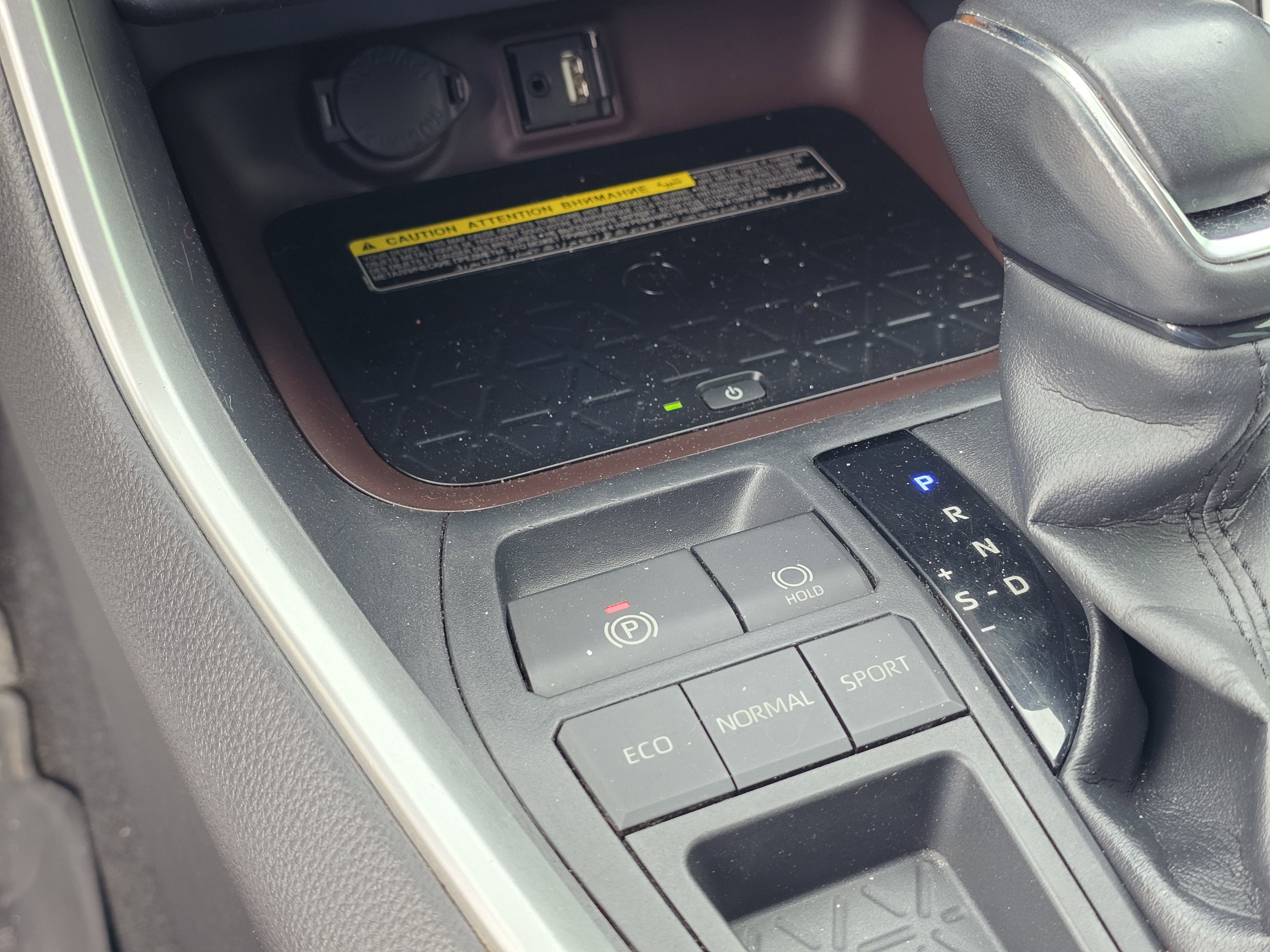 2019 Toyota RAV4 Limited - Photo 29