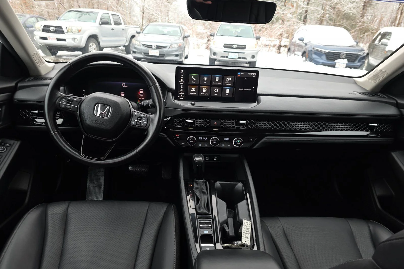 Used 2023 Platinum White Pearl Honda EX-L image 12