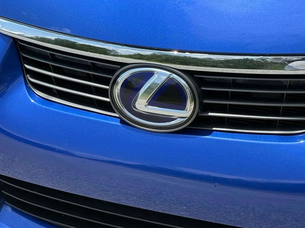 Used 2013 Blue Lexus 200h image 5