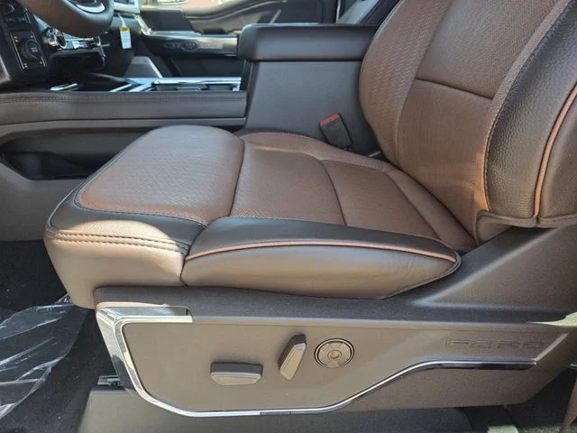 New 2026 Star White Metallic Tri-Coat Ford F-250® King Ranch® image 35