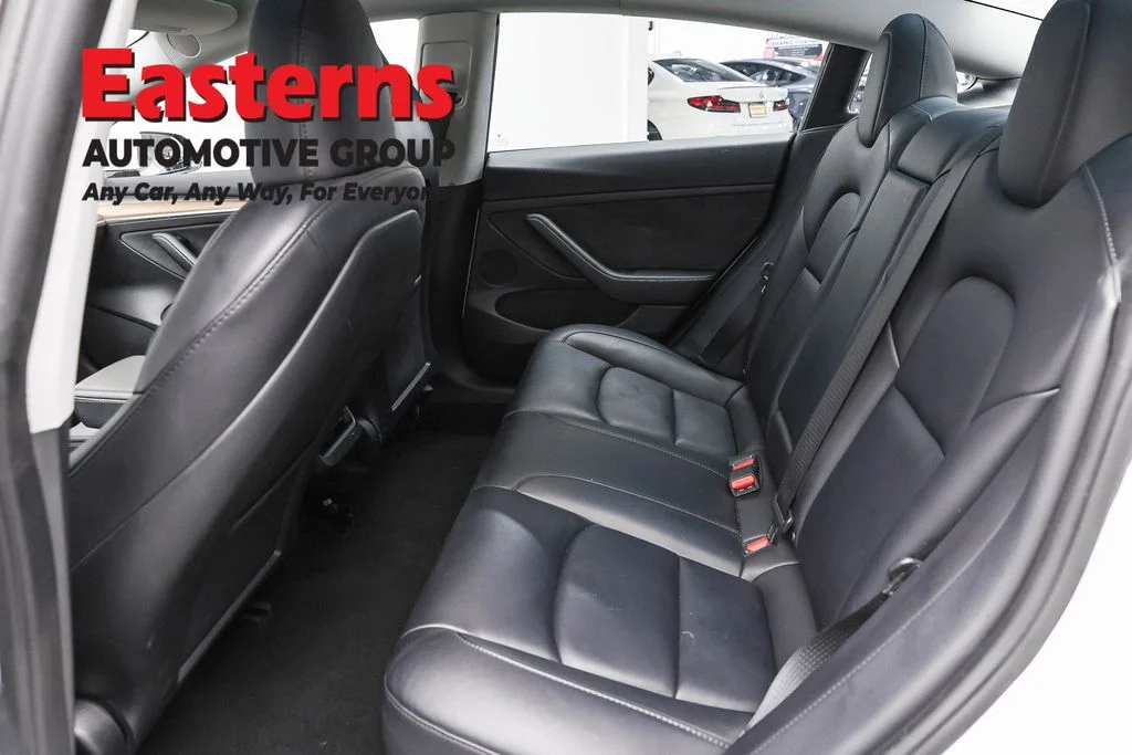 Used 2023 White Tesla Base image 16