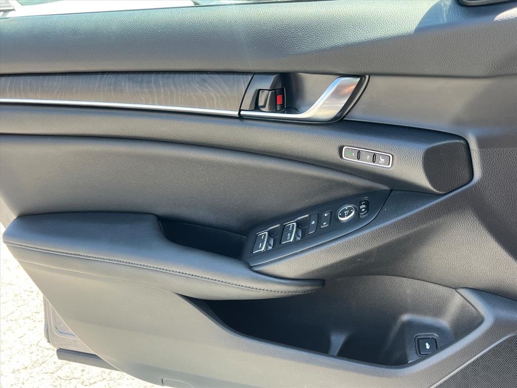 2020 Honda Accord EX-L - Photo 20