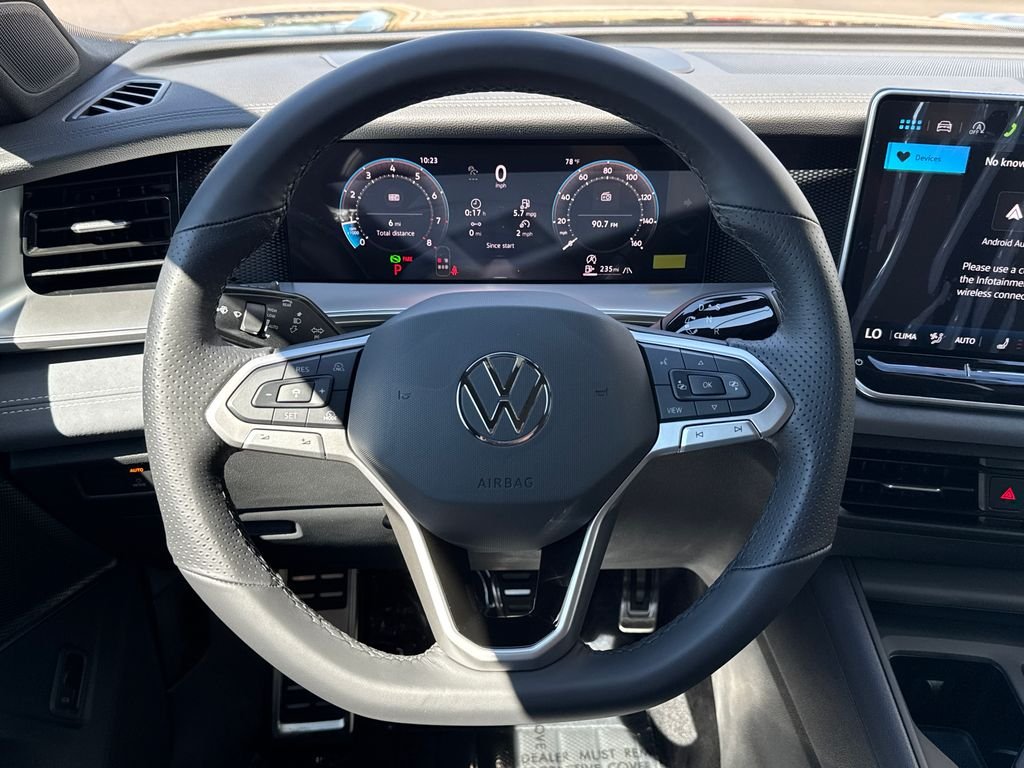New 2026 Platinum Gray Metallic Volkswagen SE R-Line Black image 22
