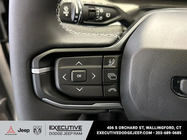 New 2026 Bright White Clear-Coat Exterior Paint Jeep Laredo image 11