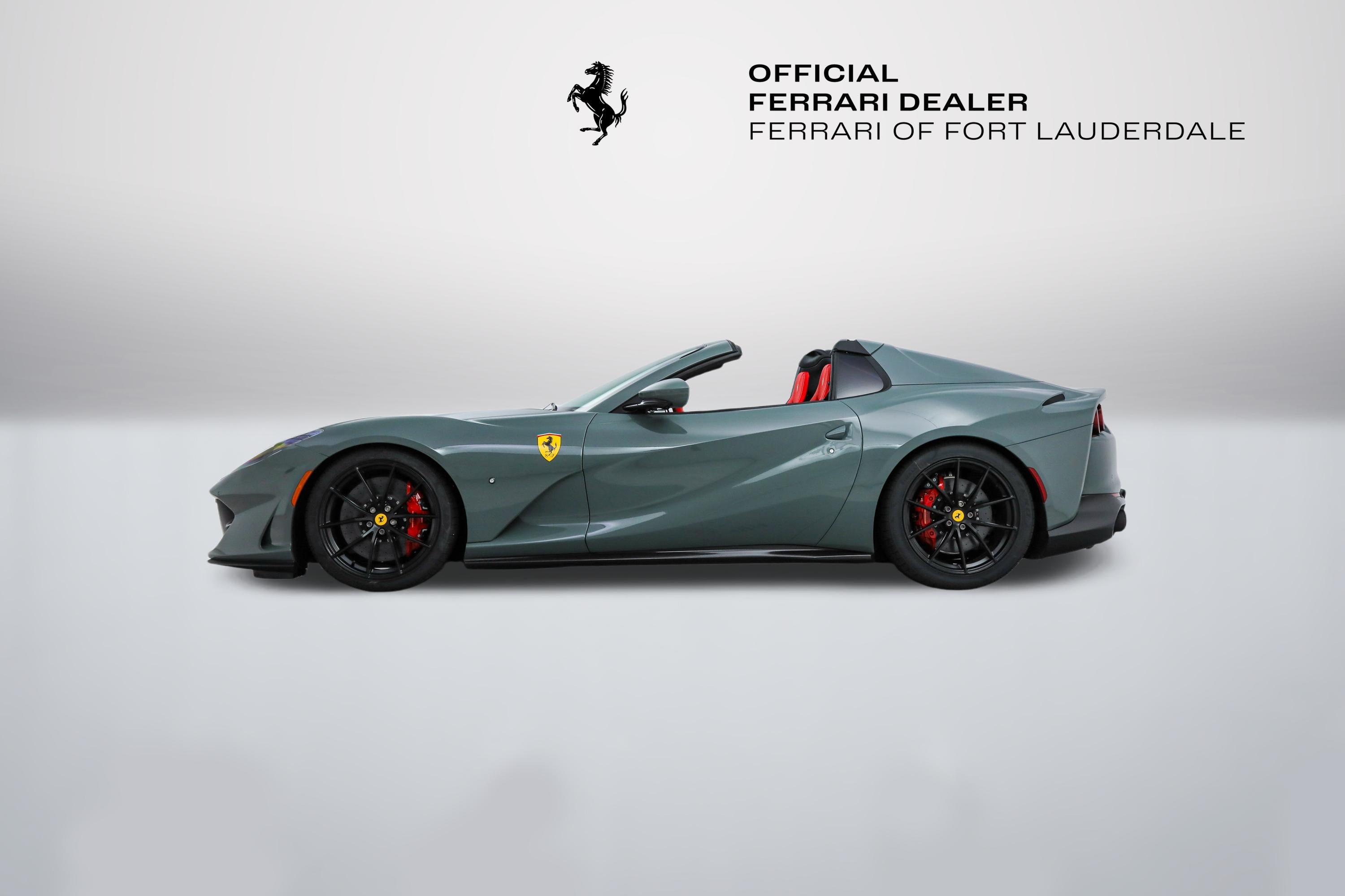Certified Used 2022 Grigio Medio Ferrari  image 2