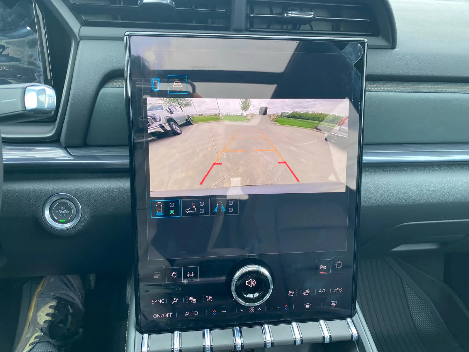 New 2026 Sterling Metallic GMC AT4 image 18