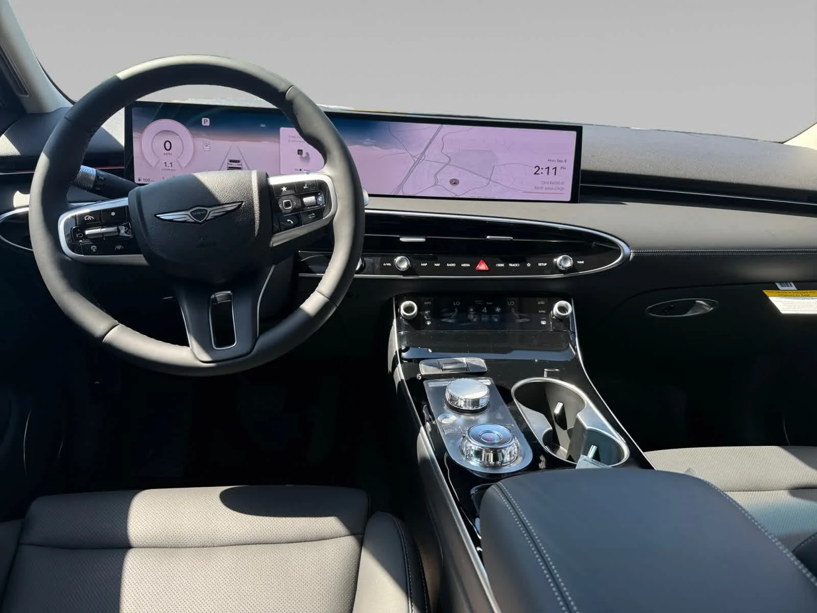 2026 GENESIS GV70 Standard - Photo 10