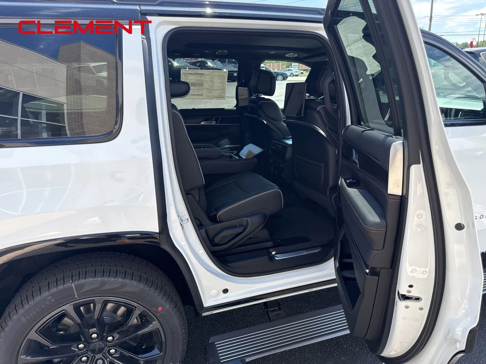 New 2026 Bright White Clearcoat Jeep Summit Reserve image 13